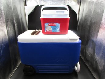 Large IGLOO 22x13x15.75' Wheeled Cooler & Small Rubbermaid Six Pack 10.5x8.5x8.5' Travel Cooler