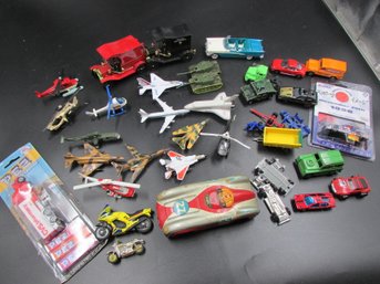 Litho Tin Japan Racing Car, Diecast Metal Cars, Army Vehicles, Jet, Planes, Helicopters, Transformers, Toy Lot