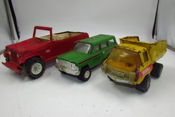 Vintage Tonka Jeep Wagoneer, Dump Truck And Large Jeep Teepster - Toys