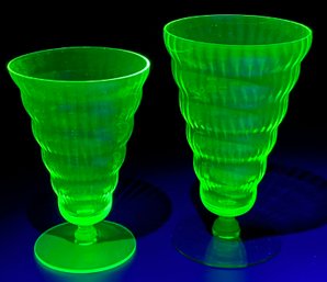 Lot Of 2 Vintage Ribbed Vaseline Uranium Glasses Glassware Glow In The Dark