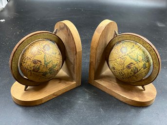 Pair Of Vintage World Globe Lightweight Bookends