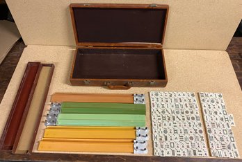 Vintage Mahjong Set 152 Tiles