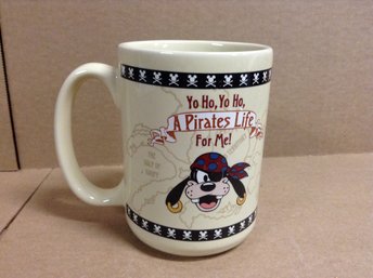 Disney Pirate Goofy And Mickey Coffee Mug