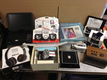 Small Electronics Lot (digital Camcorder, Talking Picture Frame, Remotes, Headphones)