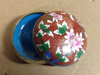 Vintage Jewelry / Trinket Box - Flower / Floral Design #1