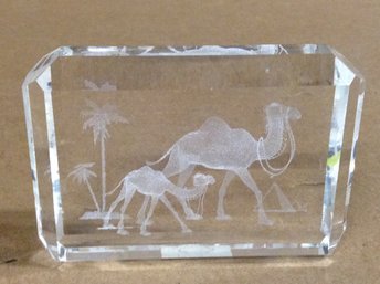 Camel / Pyramid Scene - 3D Laser Etched Crystal