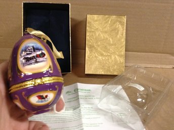 Mr Christmas Egg Shaped Ornament Music Box