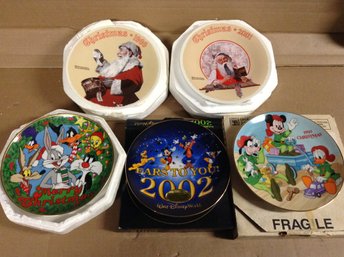 Disney, Looney Tunes, Christmas - Limited Edition Collector Plates