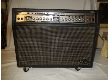Roland VGA-5 Guitar Amp / Amplifier - Powers On