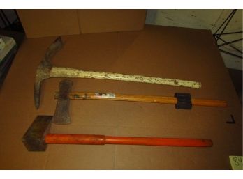 Tool Lot - Pick Axe, Wedge Axe, Sledge Hammer/axe