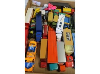 Large Lot Of Matchbox Cars. See Photos For Details