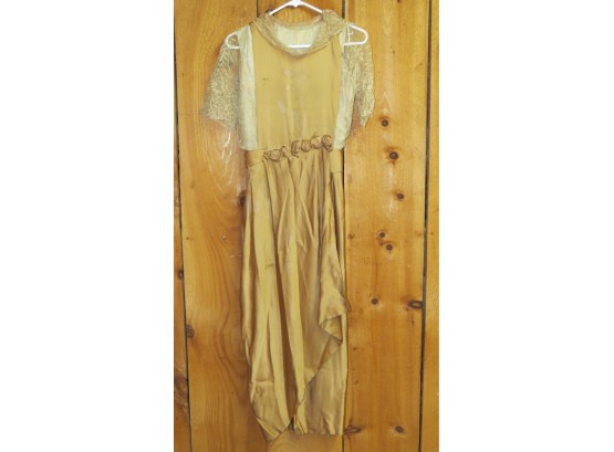 Tan Dress With White Lace Short Sleeves