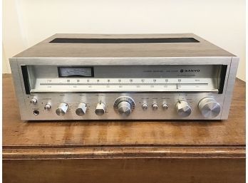 VINTAGE SANYO STEREO RECEIVER MODEL JCX 2100K CIRCA 1977 ~TESTED AND WORKING~