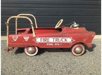 1960's FIRE ENGINE TRUCK PEDAL CAR BY MURRAY