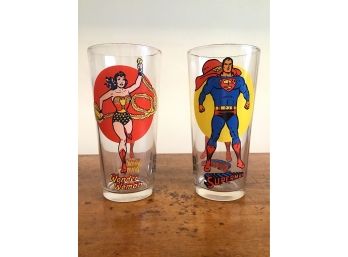 WONDER WOMAN & SUPERMAN DC COMICS PEPSI DRINKING GLASSES CIRCA 1976