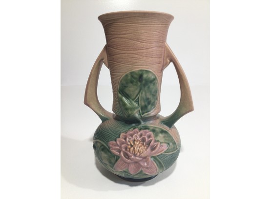 Roseville Large Vase In Water Lily 1940s