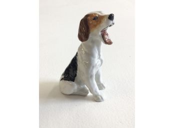 Royal Doulton Yawning Dog Figurine HN1099