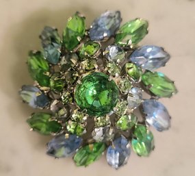VINTAGE  WEISS STYLE DOME BLUE GREEN MARQUIS RHINESTONE RODIUM BROOCH-1950'S