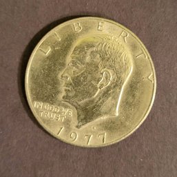 US 1977-D EISENHOWER DOLLAR LIBERTY COIN
