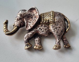 VINTAGE LARGE STERLING SILVER ELEPHANT BROOCH WITH GOLD PLATED ACCENTS