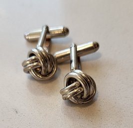 VINTAGE STERLING SILVER (MARKED 925) KNOTTED CUFF LINKS