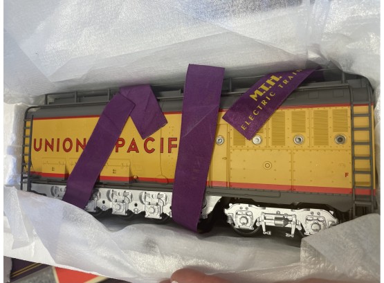 M.T.H. Electric Trains New In Box!  1 Of 2 Union Pacific #80 Coal Turbine Set