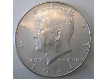 1964P Authentic KENNEDY Half Dollar $.50 United States