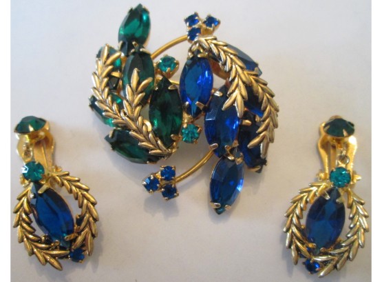 3pc SET, Vintage FACETED STONE BROOCH PIN & CLIP EARRINGS, Gold Tone Finish, REGENCY Style