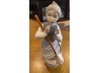 Retired Lladro Figurine Girl With Broom