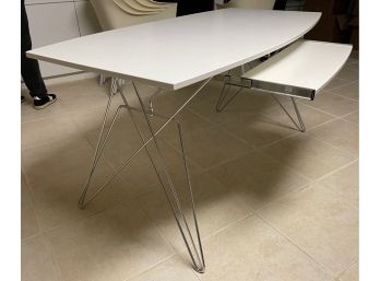 Contemporary Modern White Computer Desk With Chrome Metal Wire Base