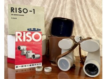 Vintage 3D Riso Binoculars
