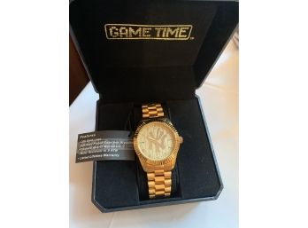 NEW YORK YANKEES - GAME TIME- Gold Tone-Owner Series- Mens Watch-New In Box!