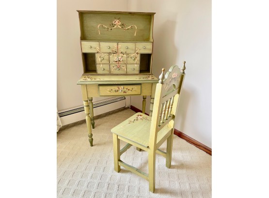 Cottage Style Desk With Chair