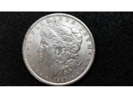 US 1889 Morgan Silver Dollar - Very Fine