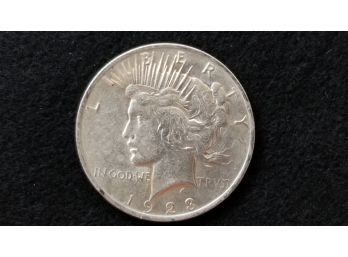 US 1923 Silver Peace Dollar - Fine