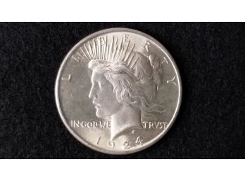 US 1924  Silver Peace Dollar - MS Quality