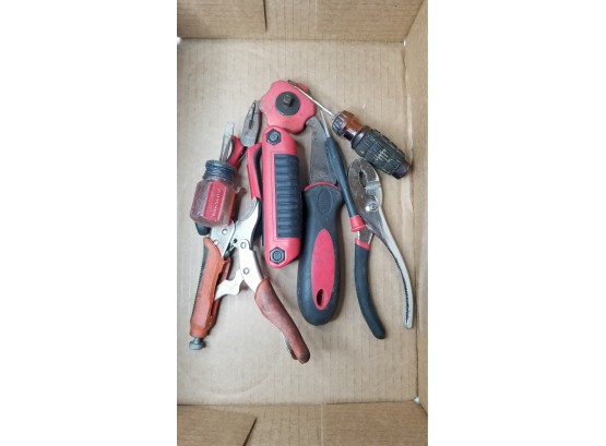 Small Flat Of Tools - Various Tools (red)