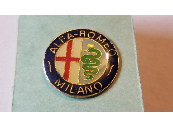 Vintage Lapel Pin - Alfa Romeo - Milano - Trunk Crest