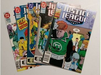 Justice League America Comic Lot - 5 Comics - Dan Jurgens