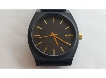 Nixon The Time Teller Watch - Minimal - Black With Gold Tone Accents