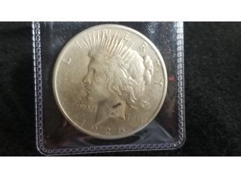 US 1925  Silver Peace Dollar - VG