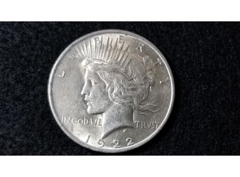 US 1922  Silver Peace Dollar - Very Fine
