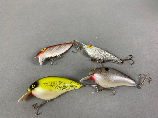 Set Of 4 Fishing Lures, Some Vintage, Plugs, Crankbaits, Thin Fin