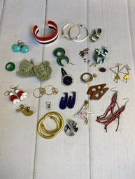Miscellaneous Retro Jewelry, Earrings, Pins