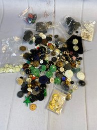 Wonderful Lot Of Miscellaneous Buttons Of Various Colors, Sizes, And Shapes