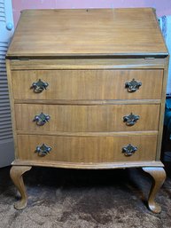 Very Pretty Solid Wood Drop Leaf Writing Desk With 3 Drawers