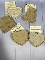 Fun Collection Of Pampered Chef Cookie Molds Including Farmyard Friends & Gardens Of The Heart