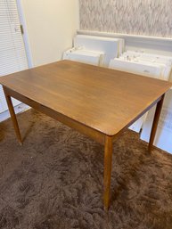 Mid-century MCM Teak Dining Table With Built-in Leaves