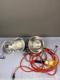 Miscellaneous Lot Of Three Clamp-on Shop Trouble Lights And One Hanging Shop Trouble Light