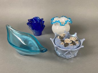 Set Of 4 Pieces Of Vintage And Contemporary Blue & White Glass And Art Glass Pieces, Norcrest, Mid-Century